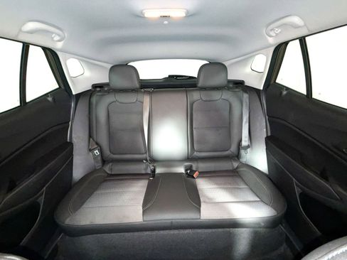 Used 2024 Chevrolet Trax LT w/ Driver Confidence Package FWD image 23