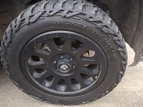 Used 2024 Ford Expedition Max XLT image 5