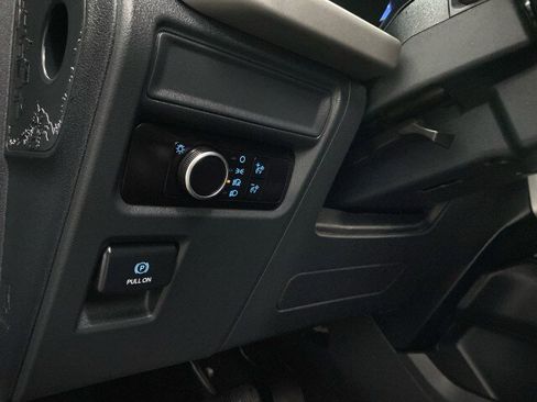 Used 2023 Ford Expedition Max XLT AWD/4WD image 16
