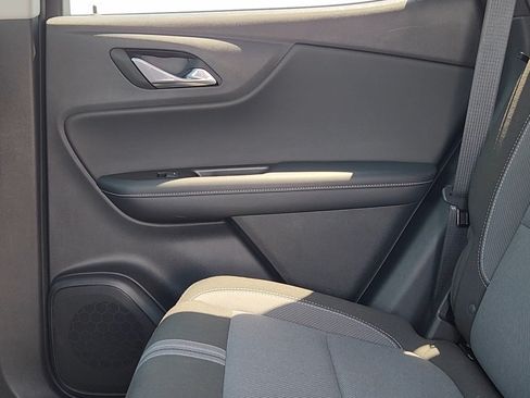 Used 2025 Chevrolet Blazer LT AWD/4WD image 16