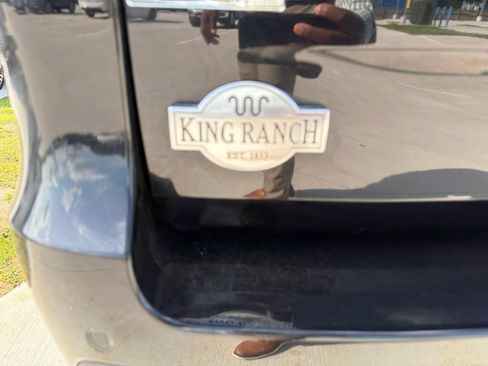 Used 2025 Ford Expedition Max King Ranch AWD/4WD image 17