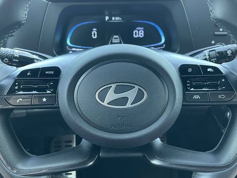 Certified 2025 Hyundai Elantra Sport FWD image 22