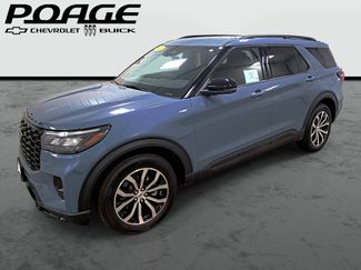 Used 2025 Ford Explorer ST-Line AWD/4WD video 1