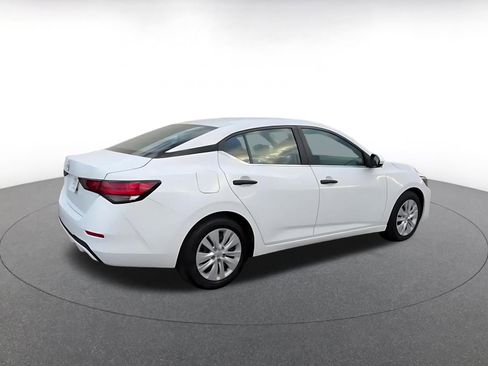 Used 2025 Nissan Sentra S image 15