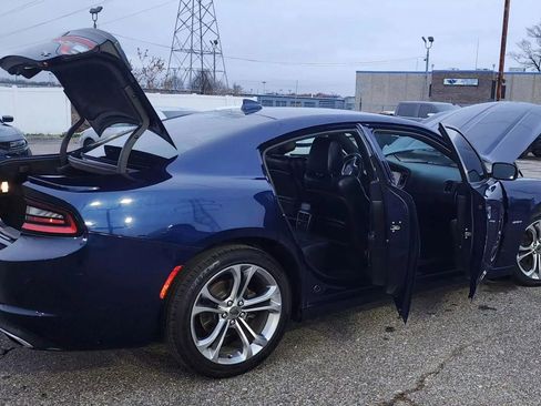 Used 2016 Dodge Charger R/T w/ Plus Group image 7