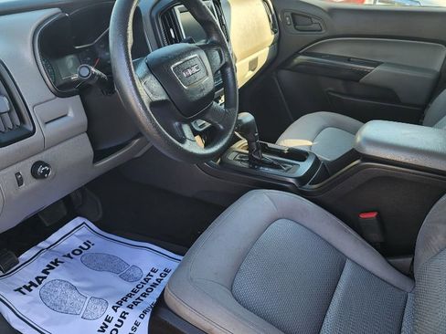 Used 2018 GMC Canyon 2WD Crew Cab w/ Trailering Package image 10