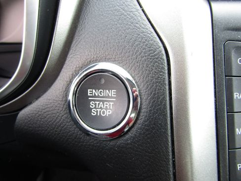 Used 2018 Ford Fusion S FWD image 12