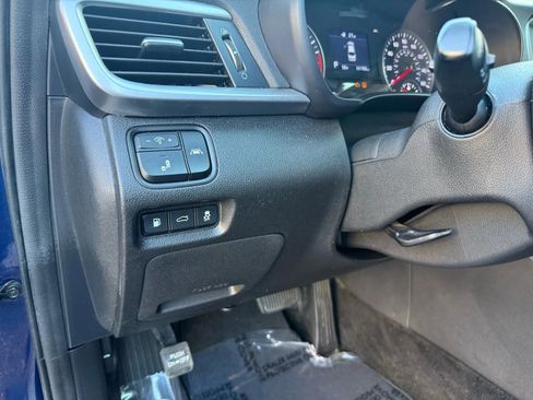 Used 2020 Kia Optima S image 11