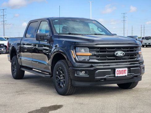 New 2026 Ford F150 XLT w/ FX4 Off-Road Package AWD/4WD image 3