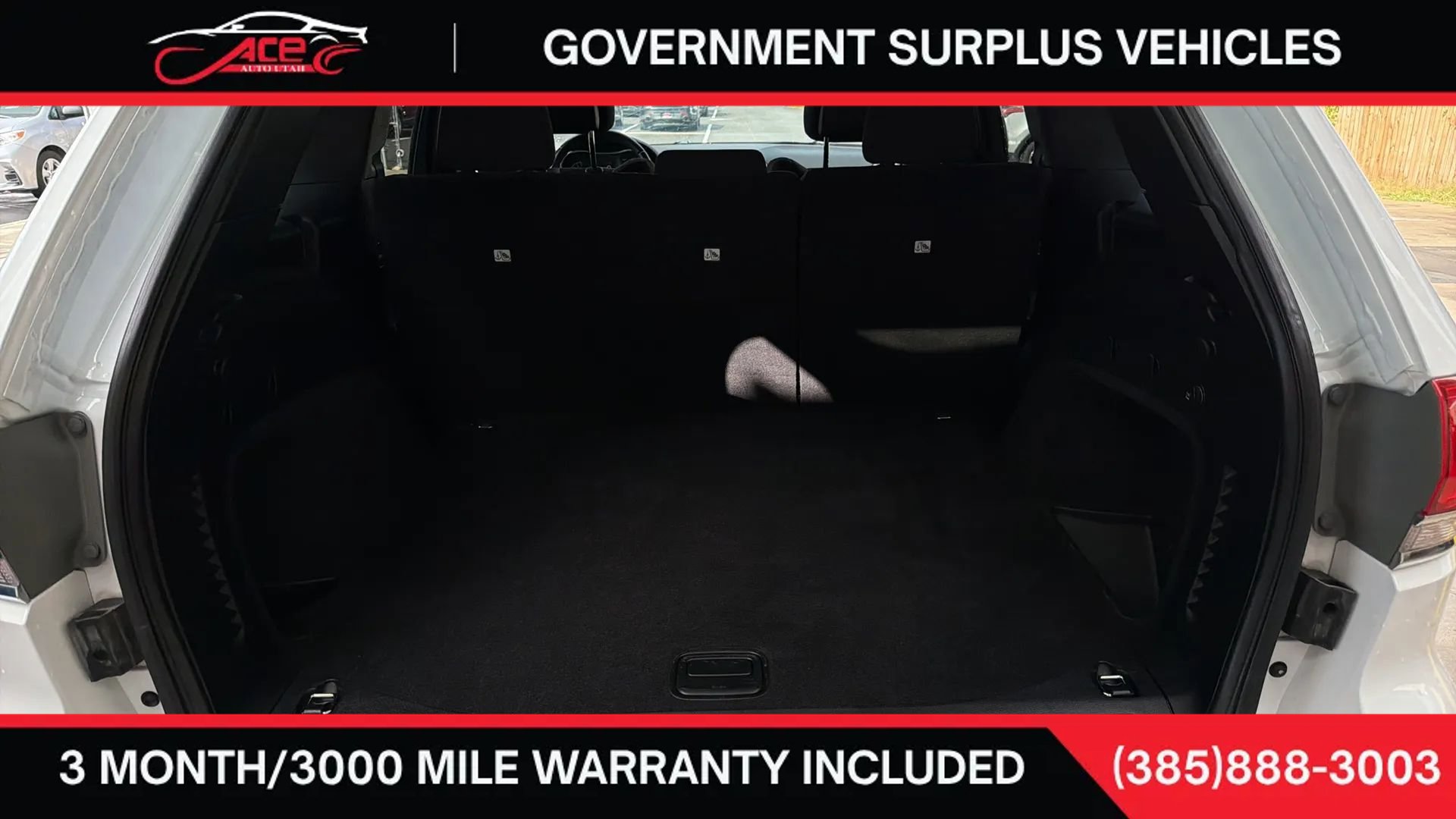 Used 2019 Jeep Grand Cherokee Laredo AWD/4WD image 18