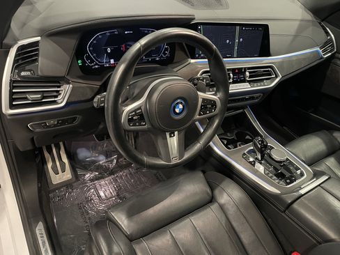 Certified 2022 BMW X5 xDrive45e w/ M Sport Package image 13