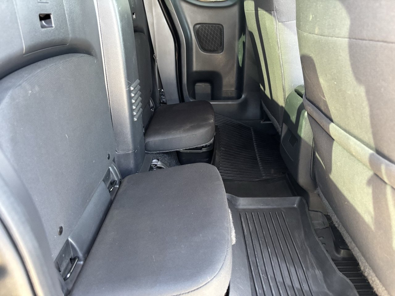 Used 2025 Nissan Frontier SV AWD/4WD image 11