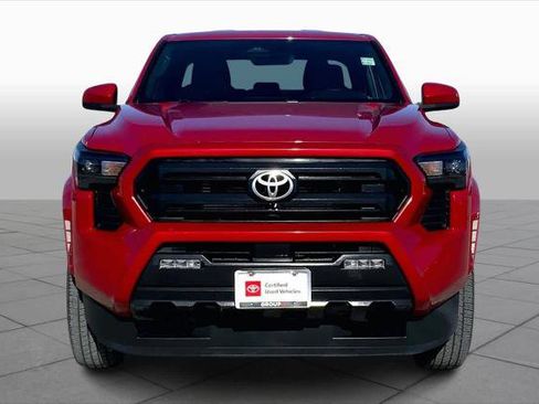 Certified 2024 Toyota Tacoma SR5 image 4