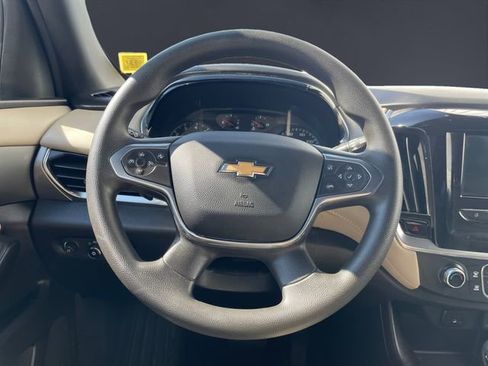 Used 2023 Chevrolet Traverse LS AWD/4WD image 10
