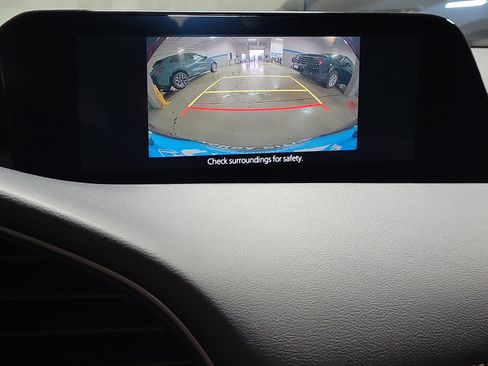 Used 2024 MAZDA MAZDA3 s FWD image 30