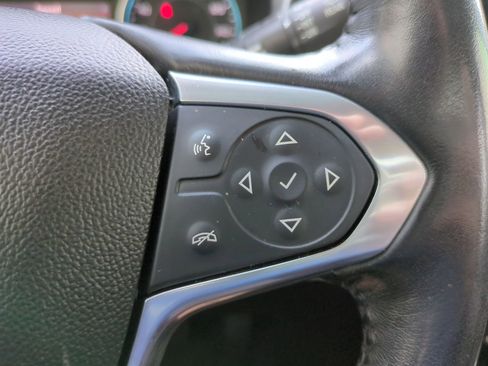 Used 2021 Chevrolet Traverse RS image 24