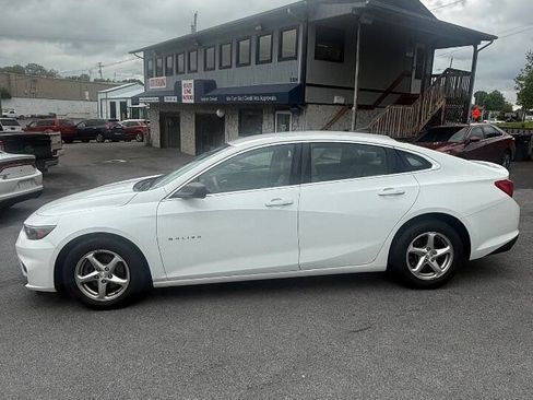 Used 2017 Chevrolet Malibu LS FWD image 2