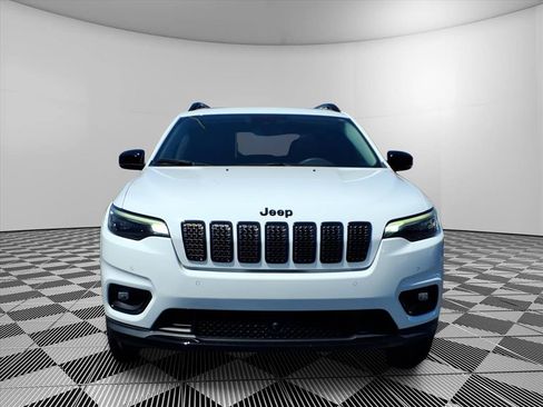 Used 2023 Jeep Cherokee Altitude Lux w/ Lux Elite Package AWD/4WD image 3