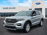 Used 2021 Ford Explorer XLT w/ Equipment Group 202A image 5