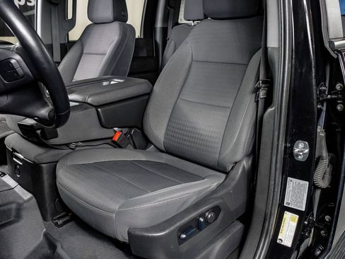 Used 2022 Chevrolet Silverado 2500 LT w/ Convenience Package image 28