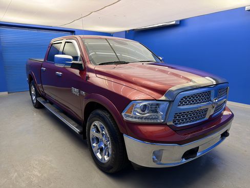 Used 2014 RAM 1500 Laramie w/ Convenience Group image 2