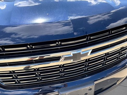 Used 2021 Chevrolet Suburban RST w/ Luxury Package AWD/4WD image 28