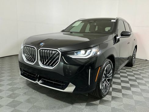 Certified 2025 BMW X3 xDrive30i w/ Convenience Package AWD/4WD image 2