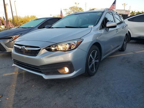 Used 2020 Subaru Impreza Premium w/ Popular Package #2 image 3