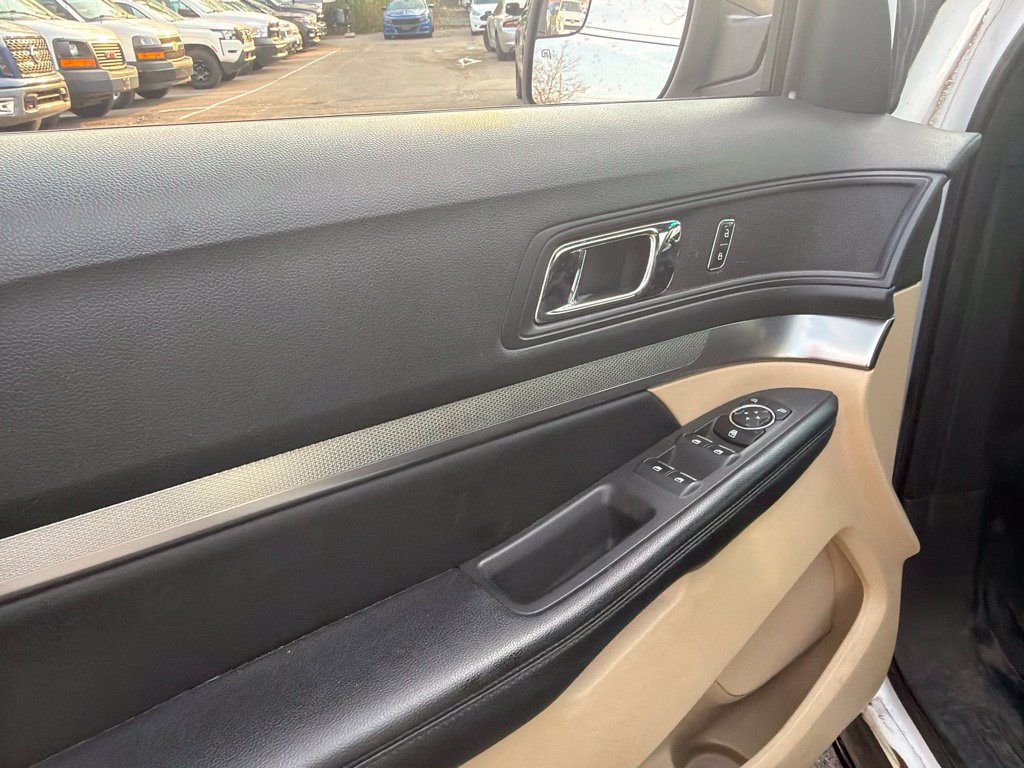 Used 2017 Ford Explorer 4WD Police Interceptor image 10