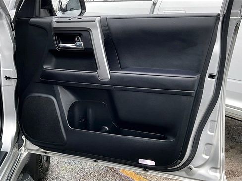 Used 2023 Toyota 4Runner Limited RWD image 27