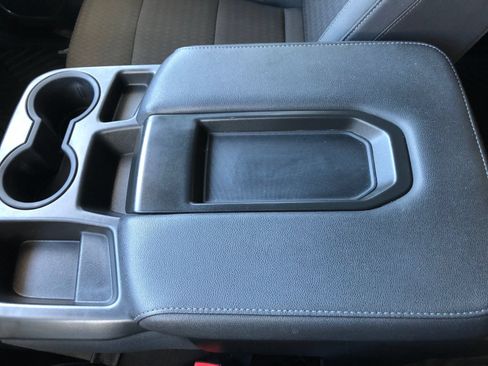 Used 2022 Chevrolet Silverado 1500 RST AWD/4WD image 19