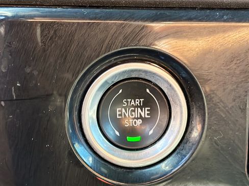 Used 2024 Chevrolet Silverado 1500 LT w/ Protection Package image 31