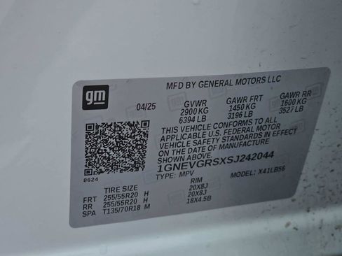 Used 2025 Chevrolet Traverse LT w/ Sun and Wheel Package image 43