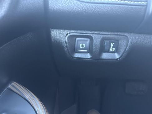 Used 2023 GMC Acadia SLE w/ Driver Convenience Package image 20