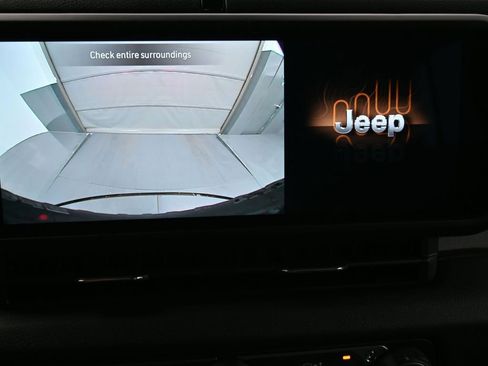 New 2025 Jeep Wrangler Willys AWD/4WD image 22