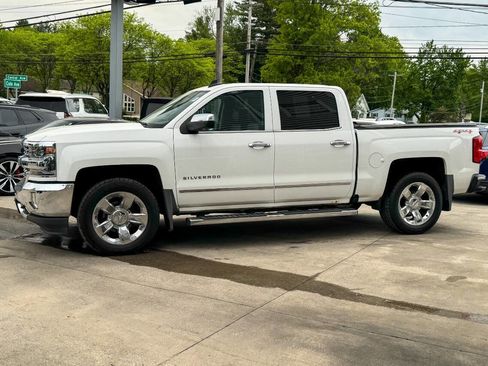 Used 2017 Chevrolet Silverado 1500 LTZ w/ Sport Package AWD/4WD image 6