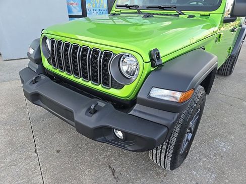 New 2026 Jeep Wrangler Unlimited Sport AWD/4WD image 15
