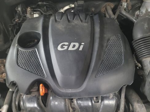 Used 2014 Hyundai Santa Fe Sport image 30