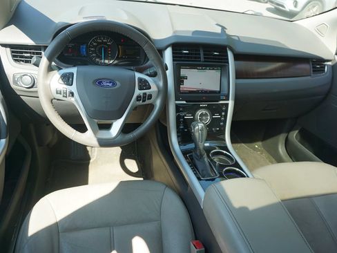 Used 2014 Ford Edge Limited w/ Equipment Group 301A FWD image 5