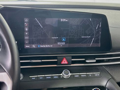 Used 2023 Hyundai Elantra SEL w/ Convenience Package FWD image 13