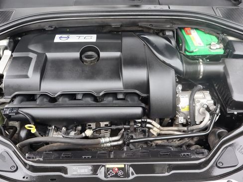 Used 2010 Volvo XC60 T6 AWD/4WD image 39
