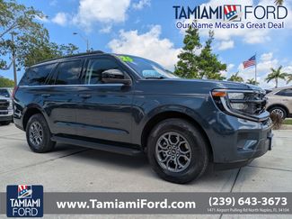 Certified 2025 Ford Expedition Active AWD/4WD video 1