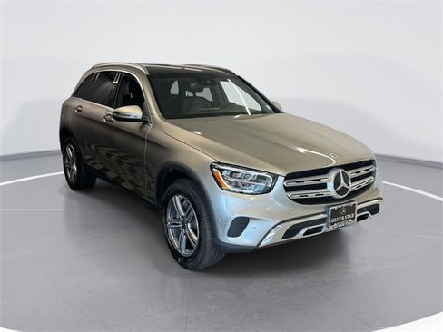 Certified 2022 Mercedes-Benz GLC 300 4MATIC image 3