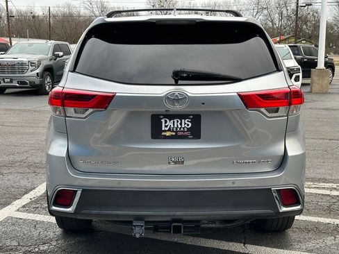 Used 2019 Toyota Highlander Limited Platinum image 5