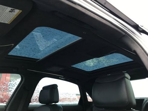 Used 2017 Audi A8 L 4.0T w/ Driver Assistance Package image 10