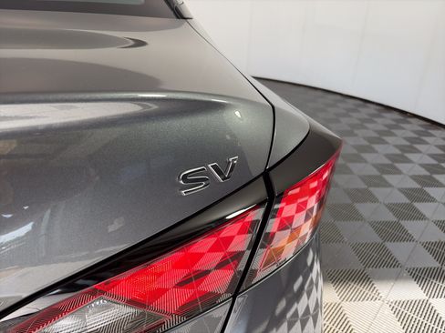 Certified 2021 Nissan Altima 2.5 SV w/ SV Premium Package AWD/4WD image 16
