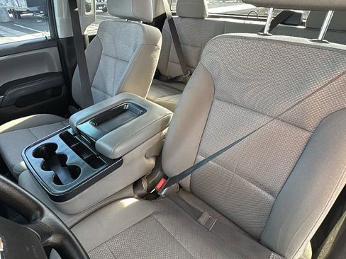 Used 2018 Chevrolet Silverado 1500 Custom w/ Custom Value Package AWD/4WD image 22