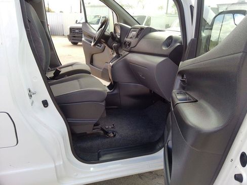 Used 2014 Nissan NV200 S w/ Cruise Control Package FWD image 21