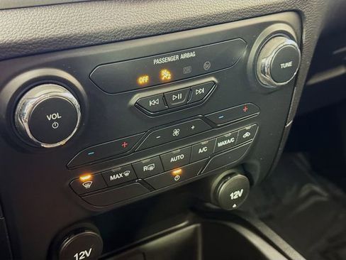 Used 2022 Ford Ranger XLT w/ Equipment Group 301A Mid image 15