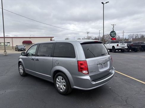 Used 2020 Dodge Grand Caravan SE FWD image 20